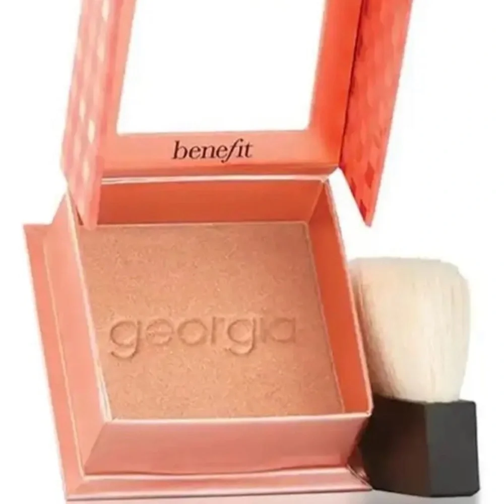VAULTED ~ benefit ~ ‘GEORGIA’ Golden Peach Blush Blush Couleur Pêche Dorée ~ NIB